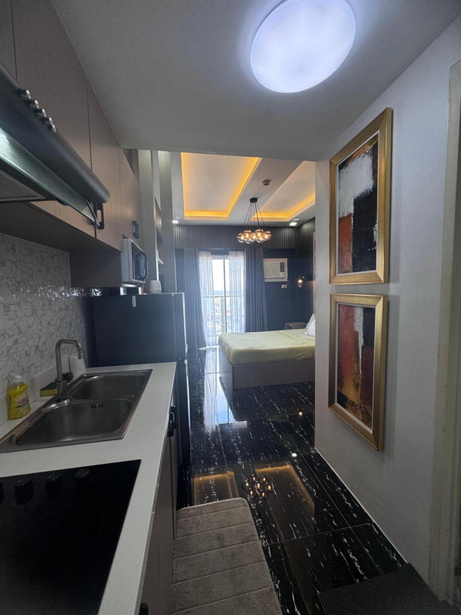 Luxanos Condo Place- Sunvida Tower Cebu Kültér fotó